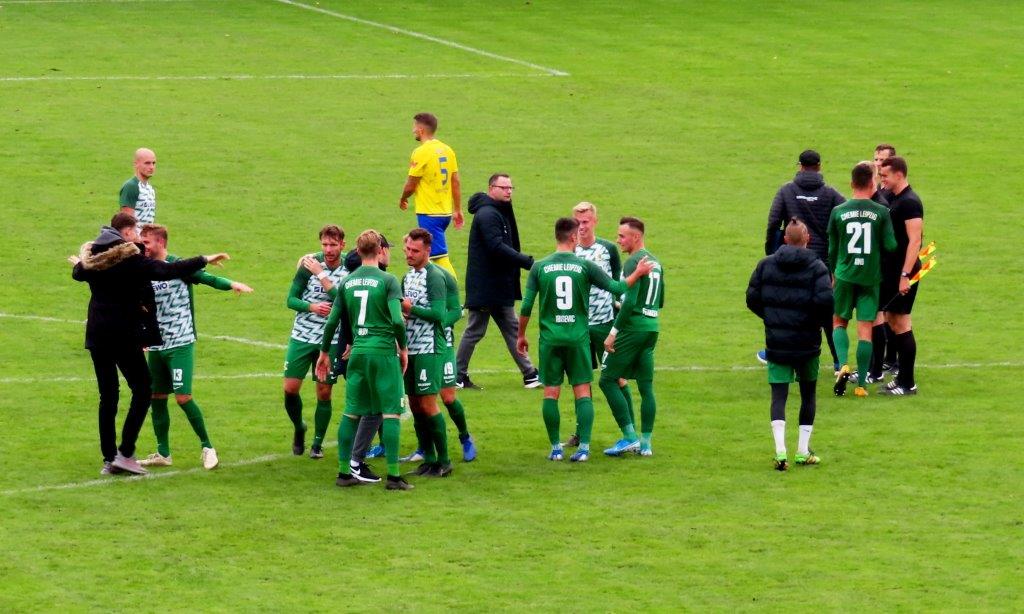 FHL IMG 1324 Nach Abpfiff   Es ist vollbracht und prachtvoll