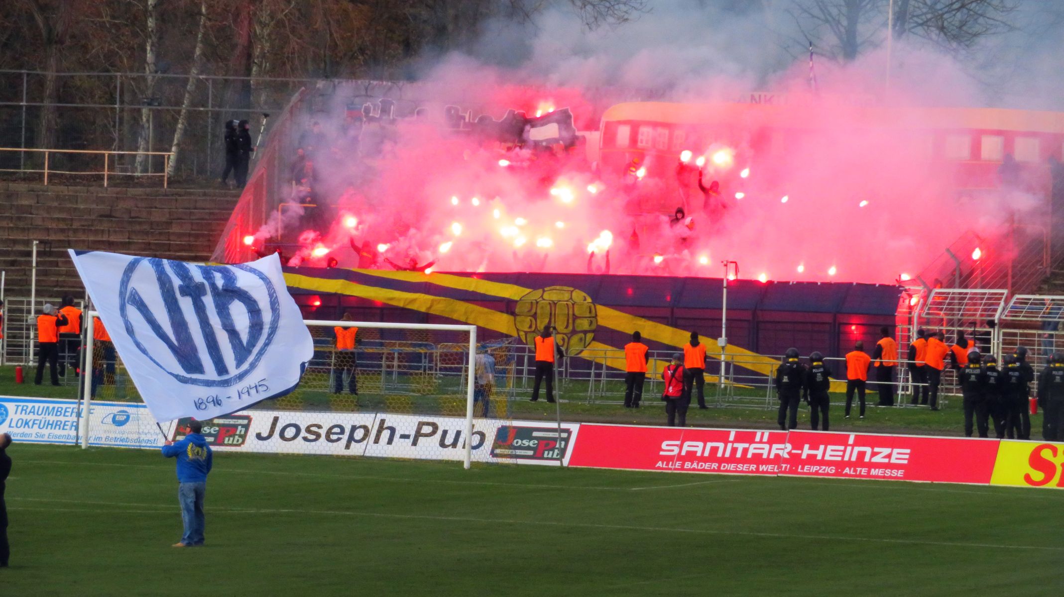 Chemie Leipzig BSG 22.11.2017 versus 1.FC Lok Null zu Null (91) mail VfB