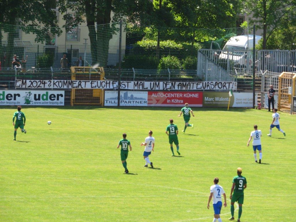 HL Chemie vs FCO 1. Halbzeit Angriff FCO und Spruchband an den DFB IMG 1885